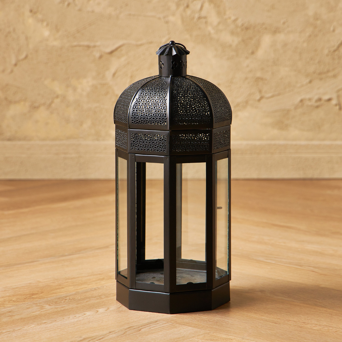 Black Aida Lanterns