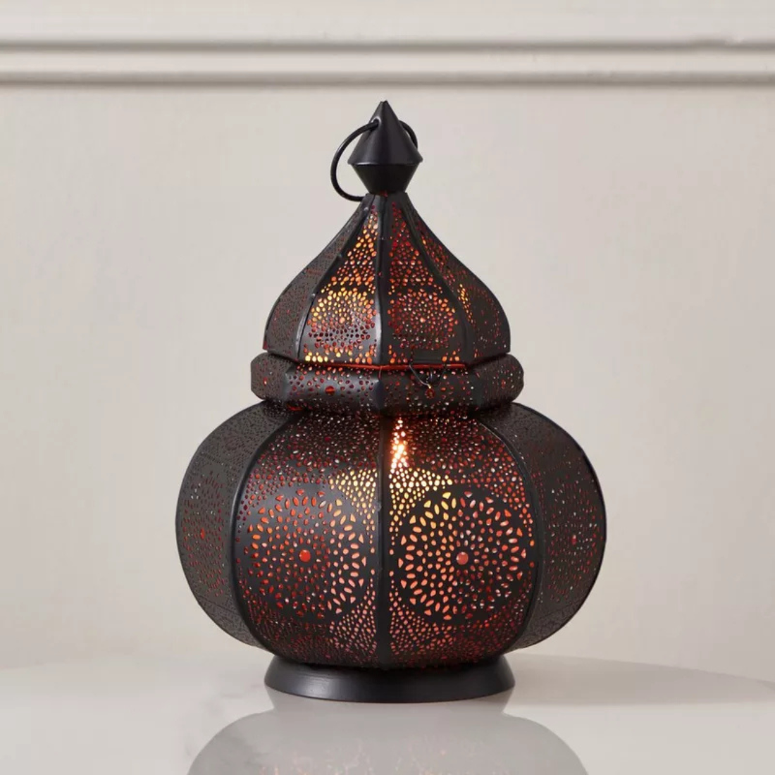 Black Round Lanterns