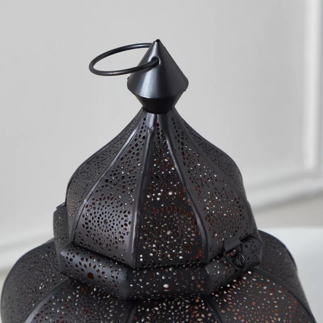Black Round Lanterns