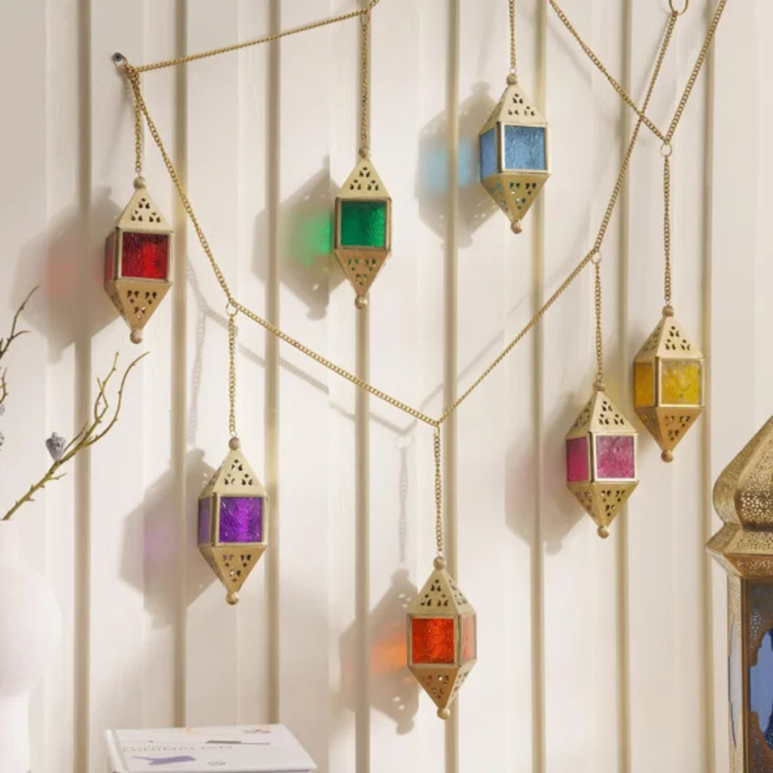 Hanging Lantern Garland