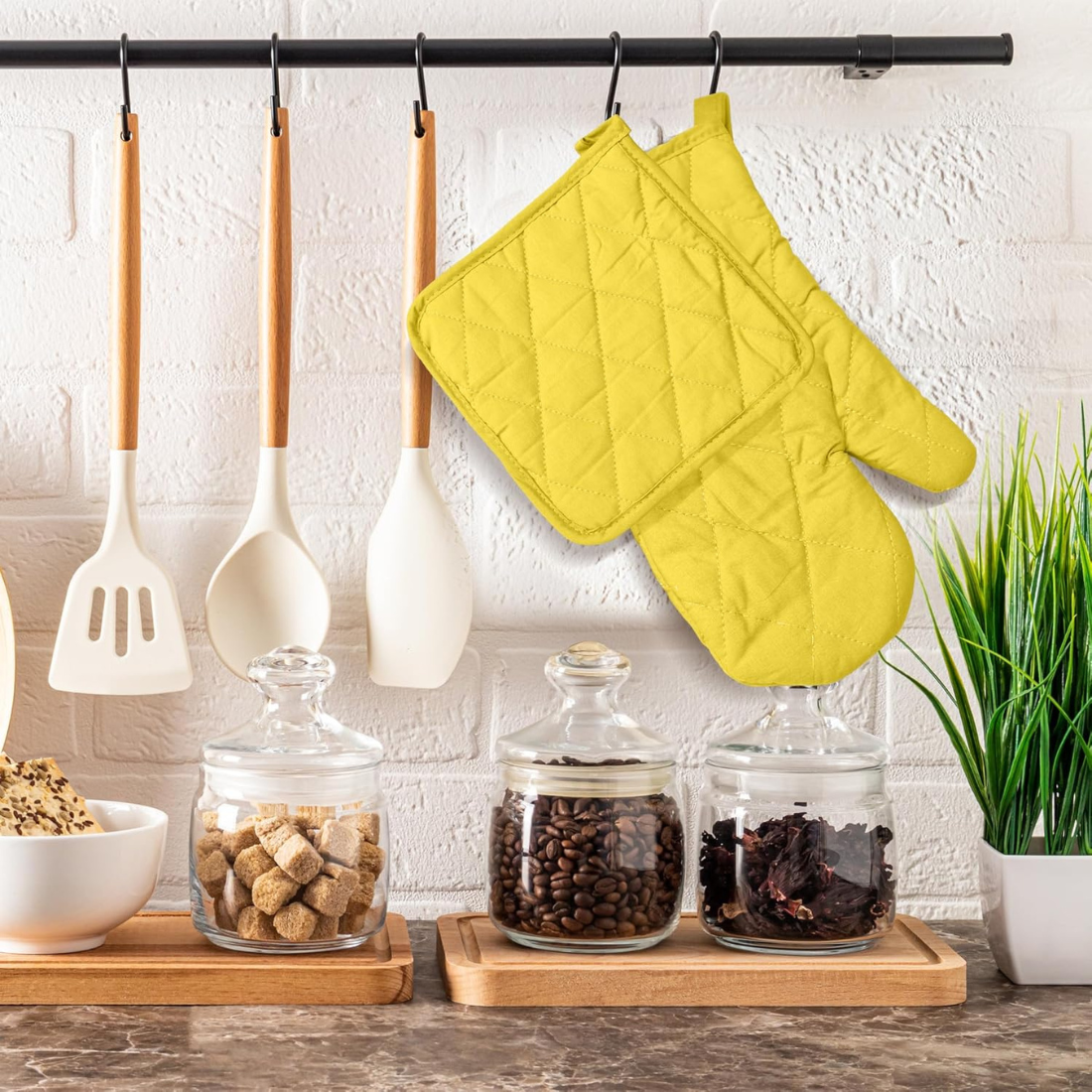 Yellow Oven Mitts and Pot Holder