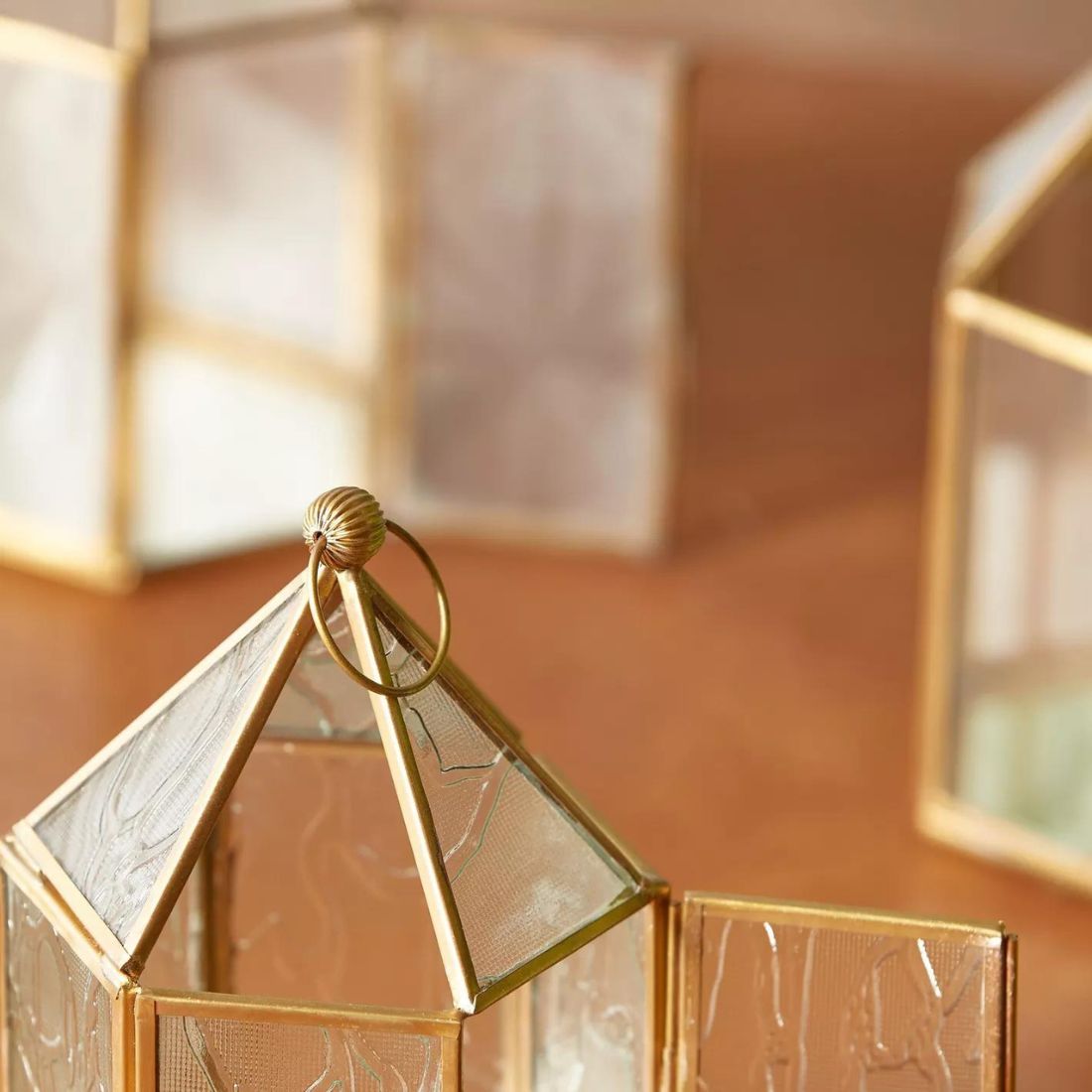Small Lantern with Crackled Glass Texture
