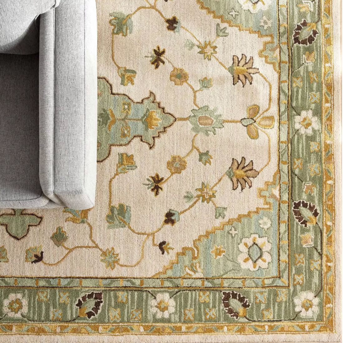 Persian Inspired Hand-tufted Rug