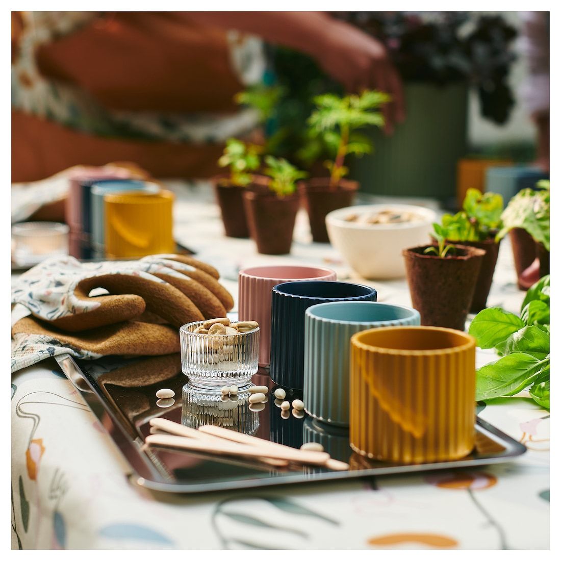 Little Mustard Ribbed Pot