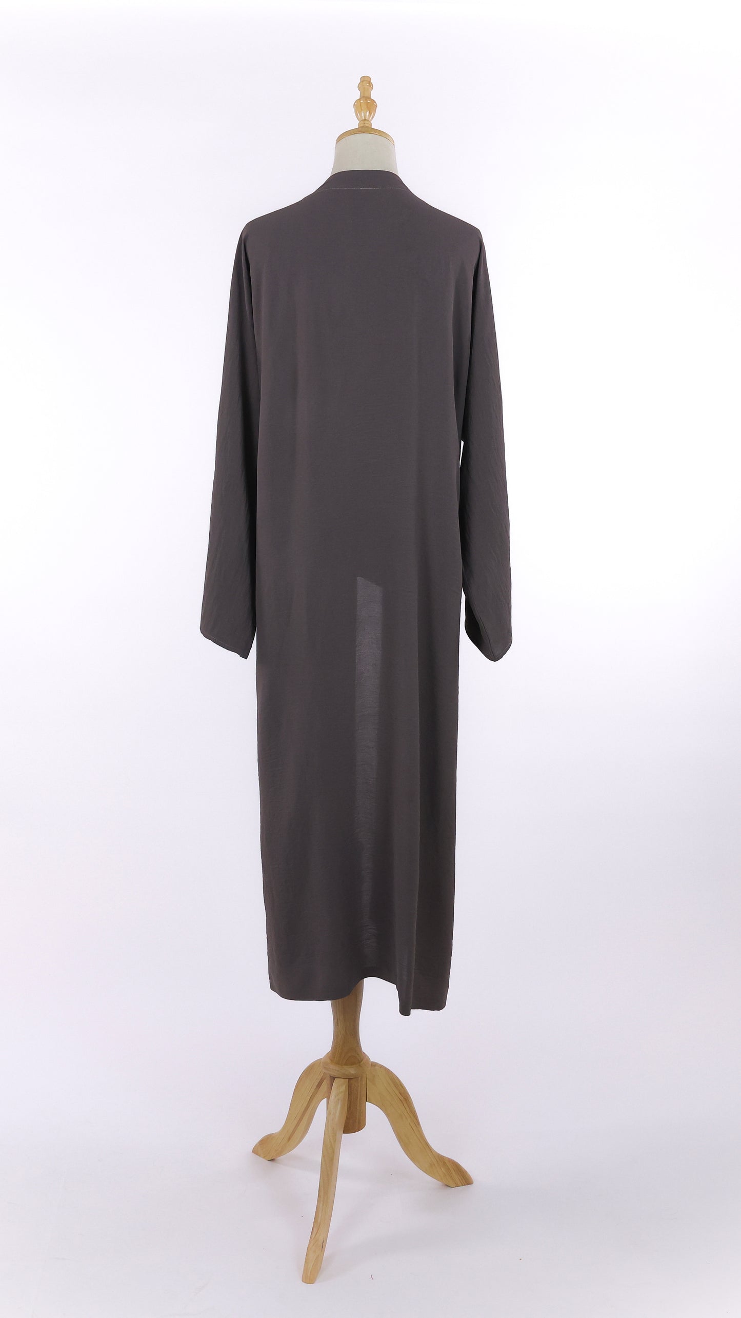 Grey/Dark Mauve Abaya With Shoulder Detailing