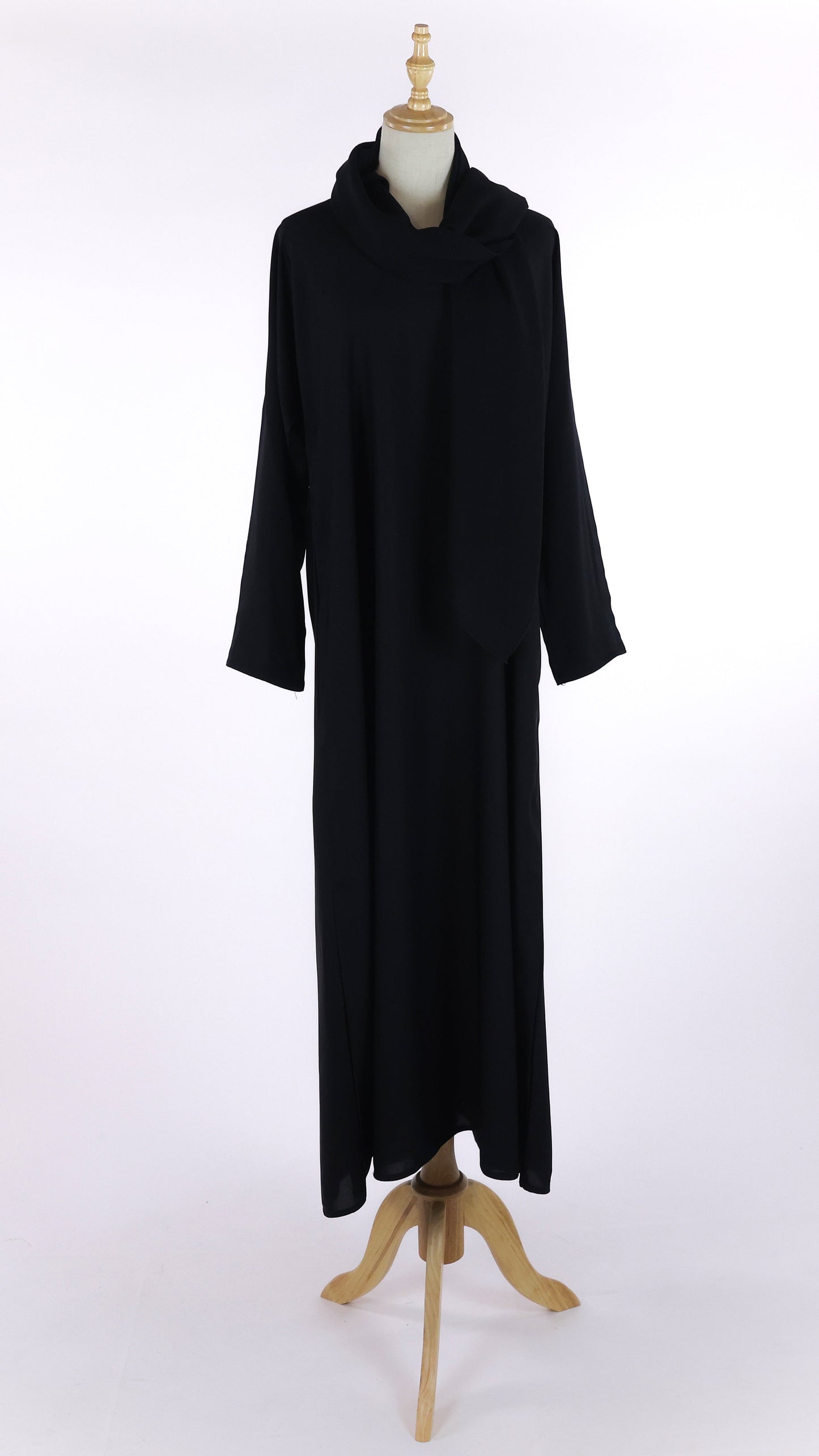 Modest Black Closed Abaya With Sheila