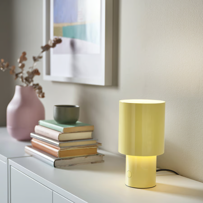 Pale Yellow Retro Lamp