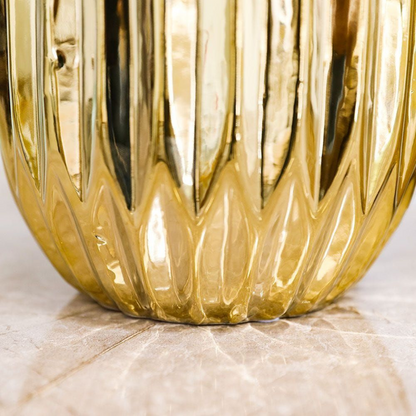 Set of 2 Gold Vases