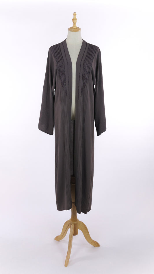 Grey/Dark Mauve Abaya With Shoulder Detailing